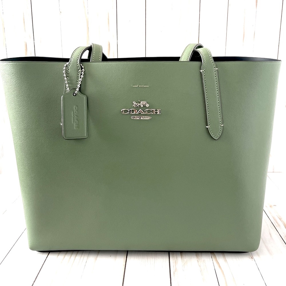 Coach Leather Tote Bag Brand New Beechwood Avenue